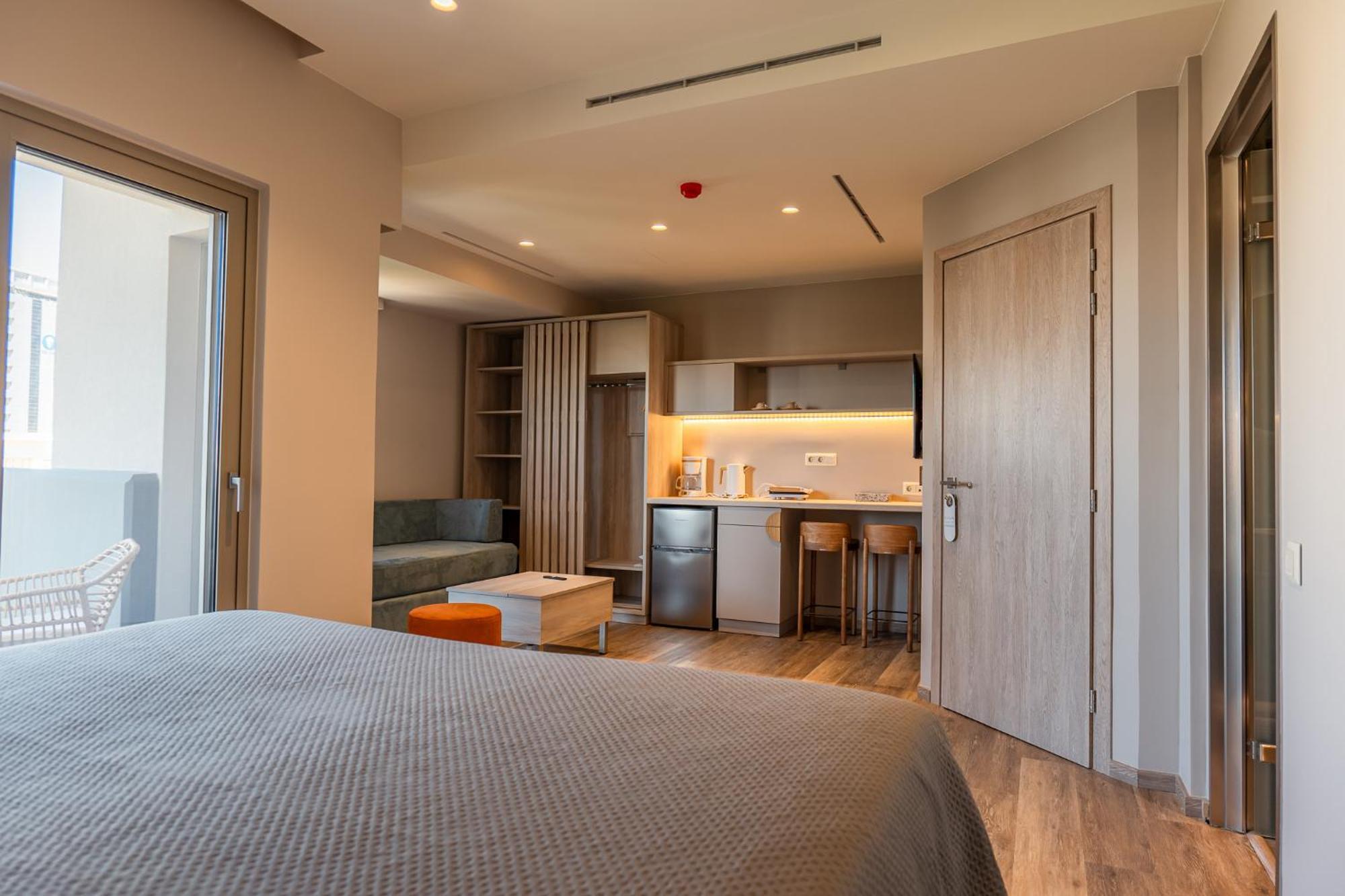 Wellnest Hotel Atina Dış mekan fotoğraf