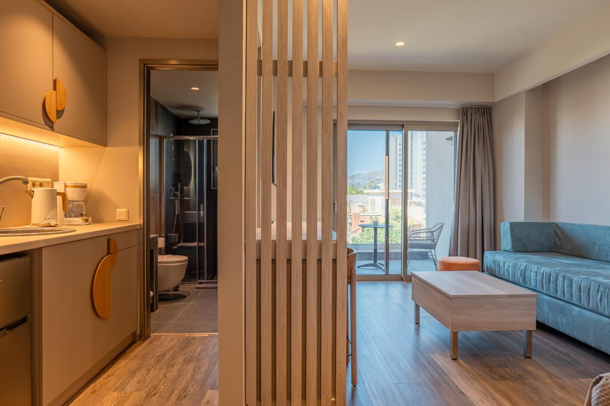 Wellnest Hotel Atina Dış mekan fotoğraf